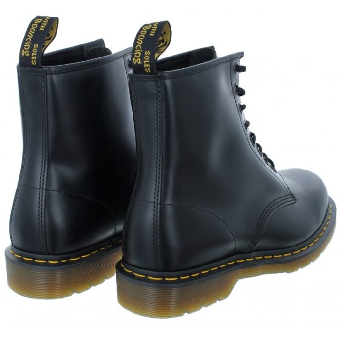 Dr. Martens 1460 Boots – Black Leather – Mens Boots - Crep Direct UK