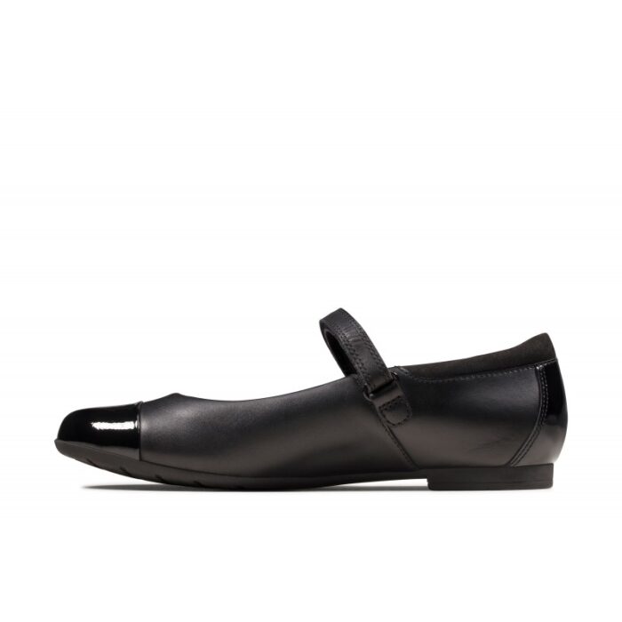 Clarks Scala Gem Youth School Shoes – Black Leather – Girls School Shoes - Crep Direct UK