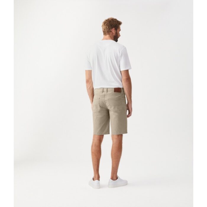 R. M. Williams Nicholson Twill Shorts – Buckskin – Mens Clothing - Crep Direct UK