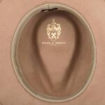 Hicks & Brown Hicks & Brown Suffolk Fedora Gamebird Feather- Camel – Ladies Clothing - Crep Direct UK Hicks & Brown Hicks & Brown Suffolk Fedora Gamebird Feather- Camel – Ladies Clothing - Crep Direct UK